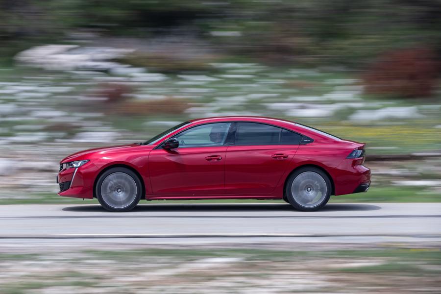  Peugeot 508 GT 2018 года  (WW) (фото 18 из 42)